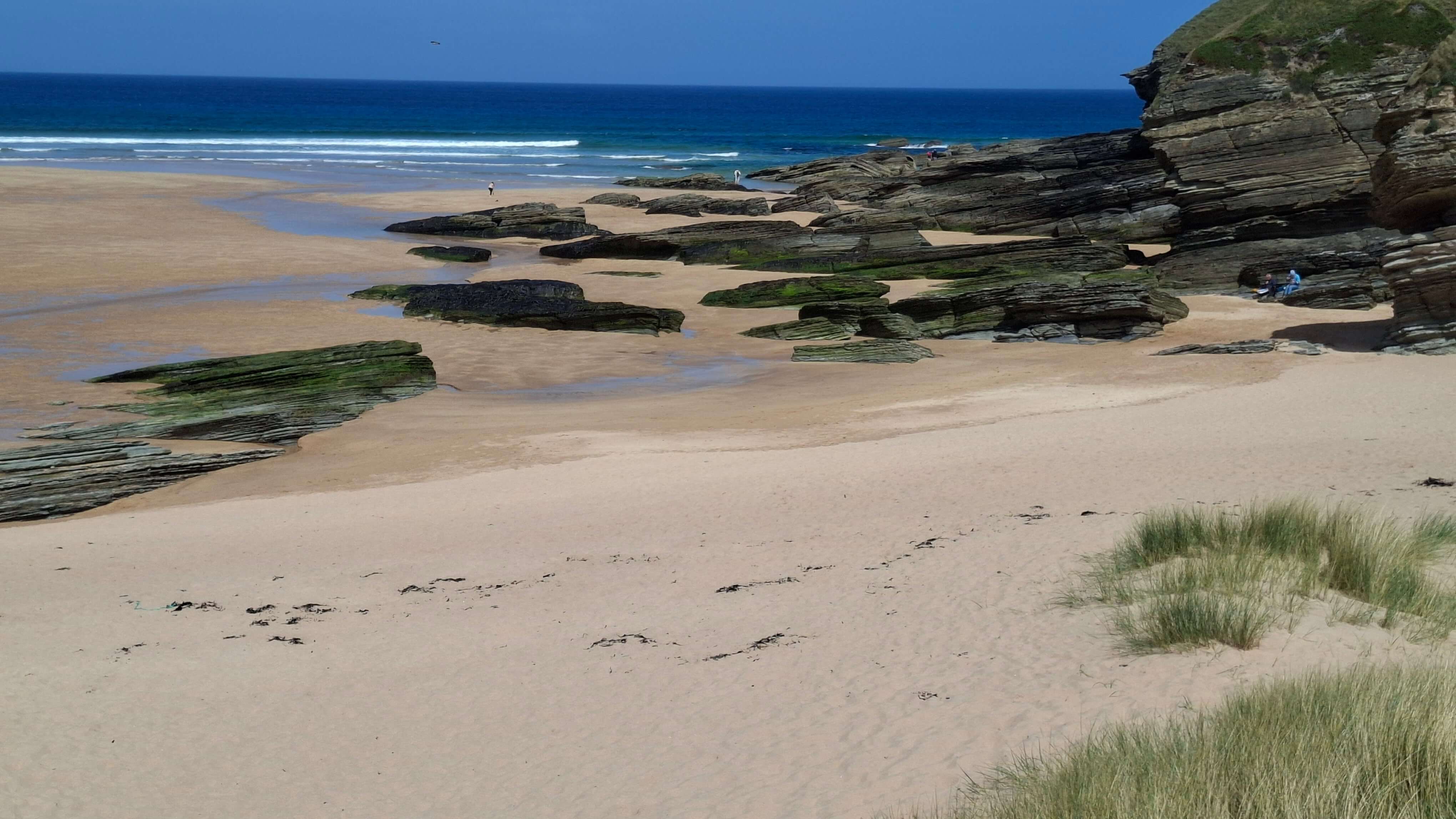 Approaching Strathy Beach