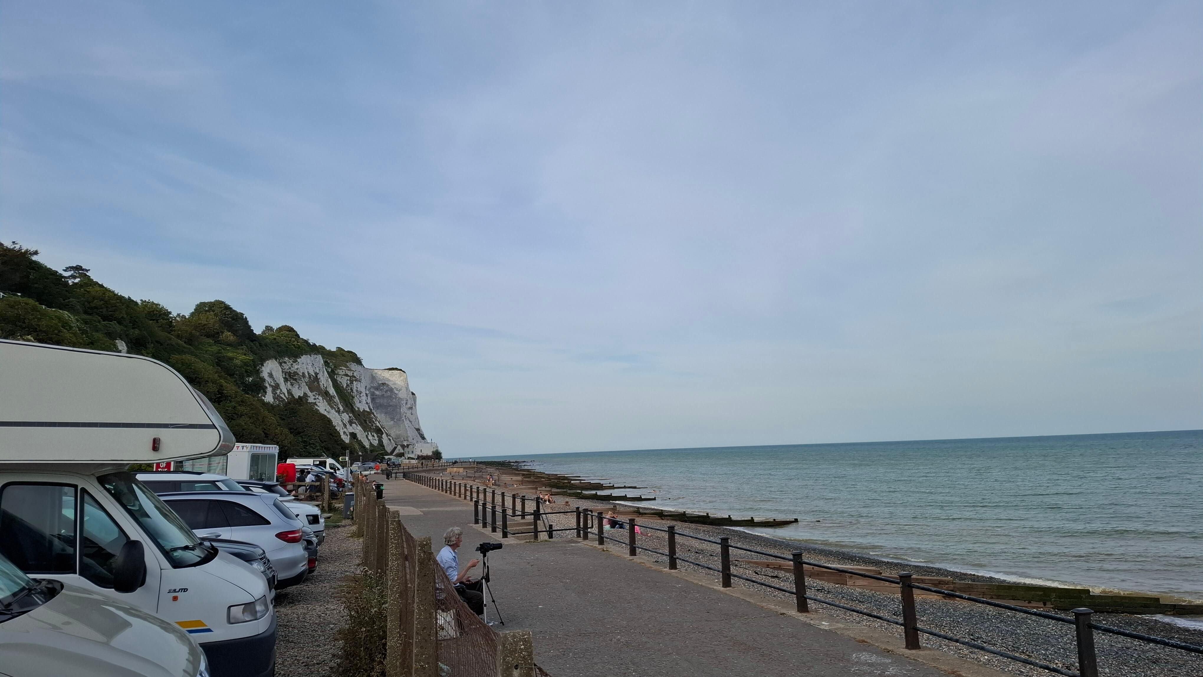 The white cliffs and beach at St Margaret&rsquo;s Bay