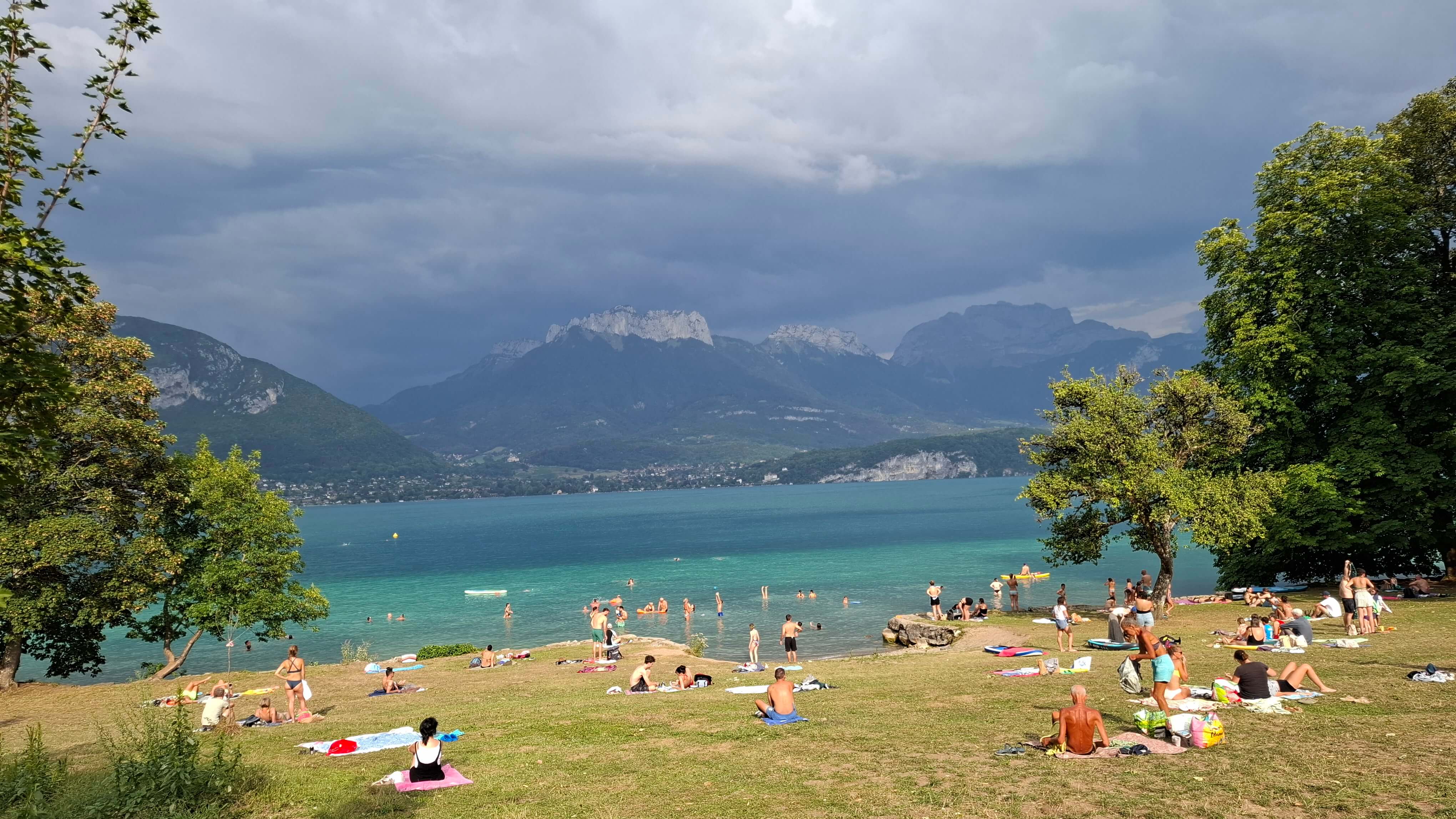 The storm rolling in over the mountains