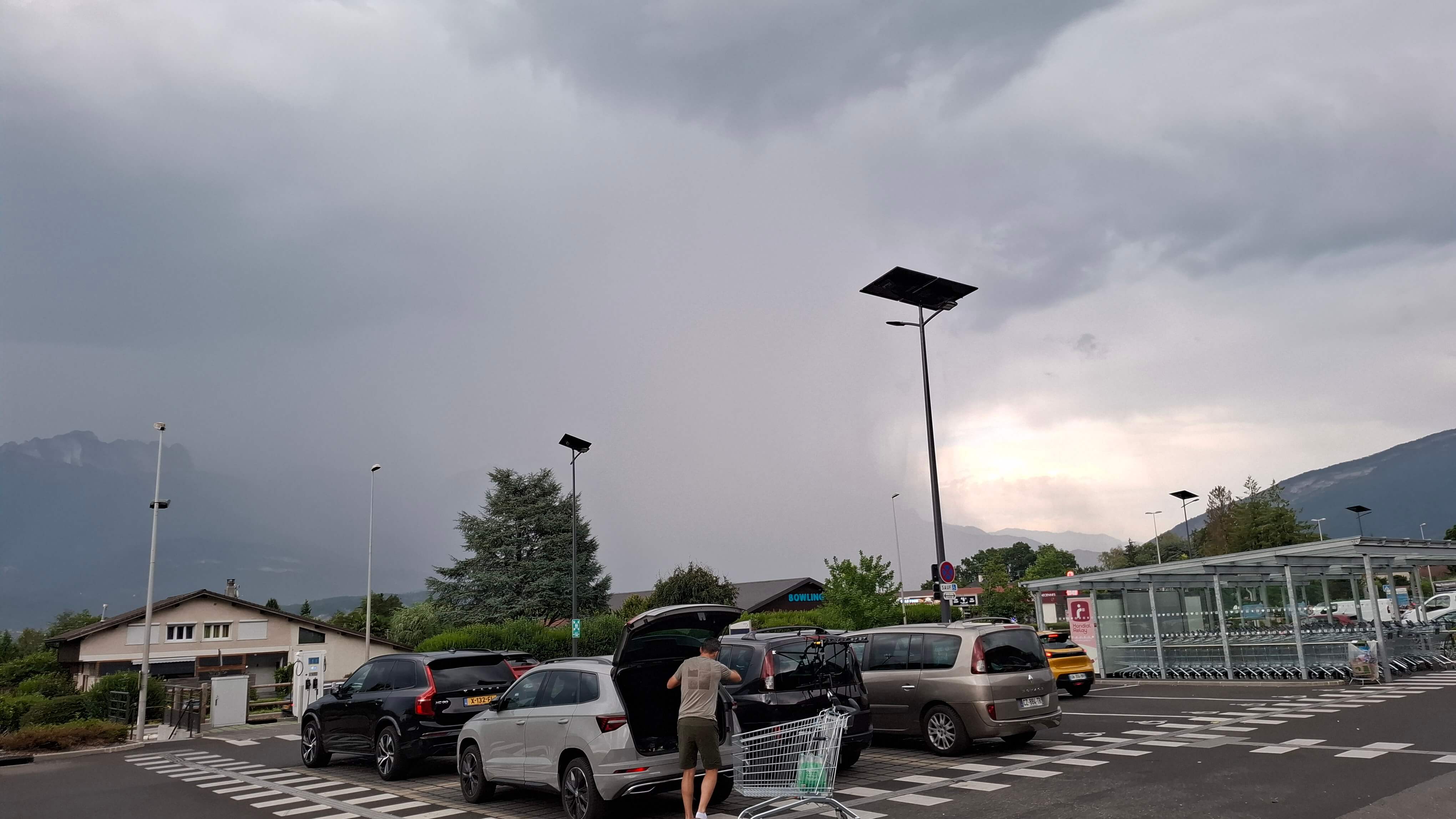 The Lidl run as the sky darkened