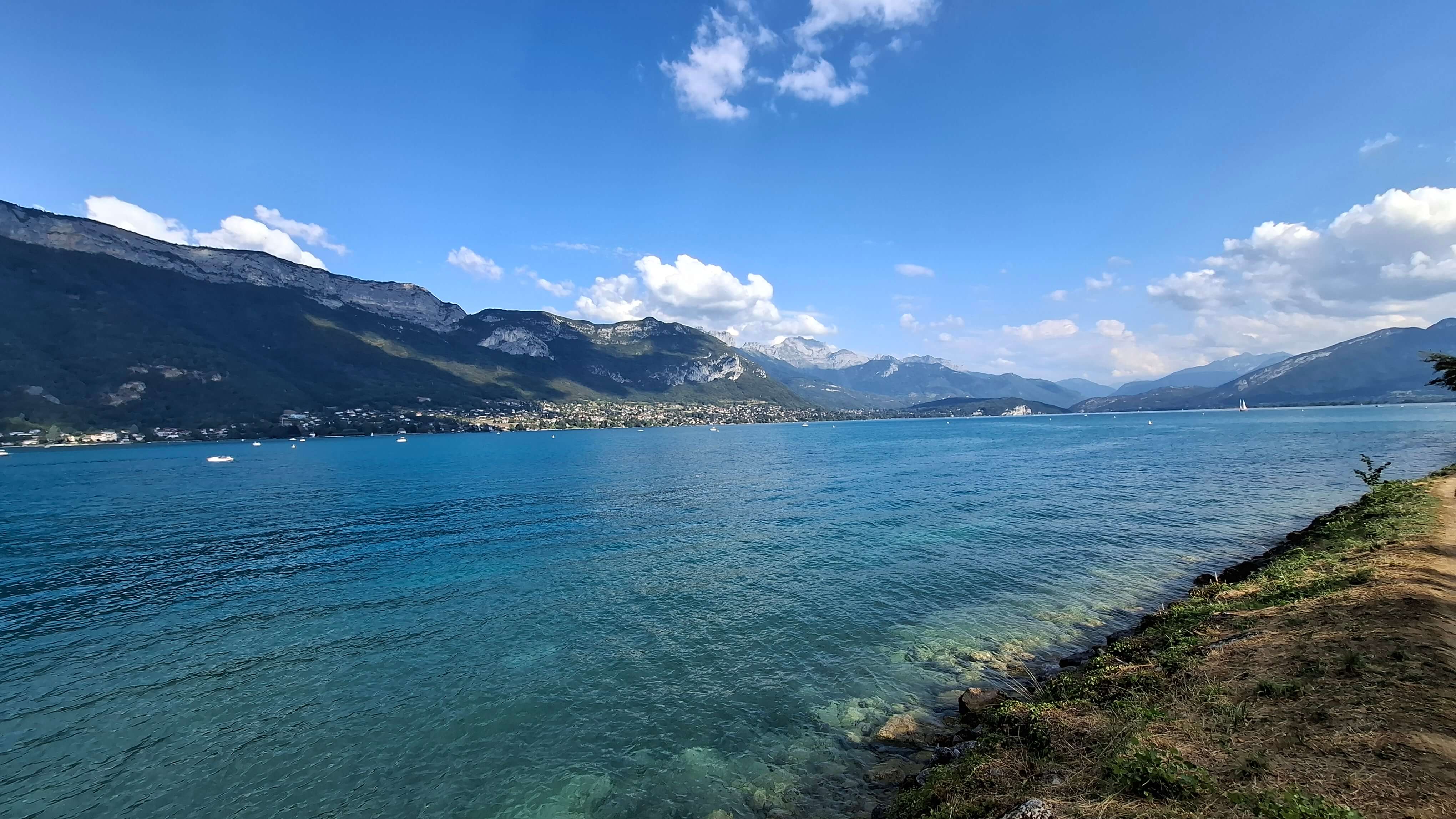 The long walk back along the lake