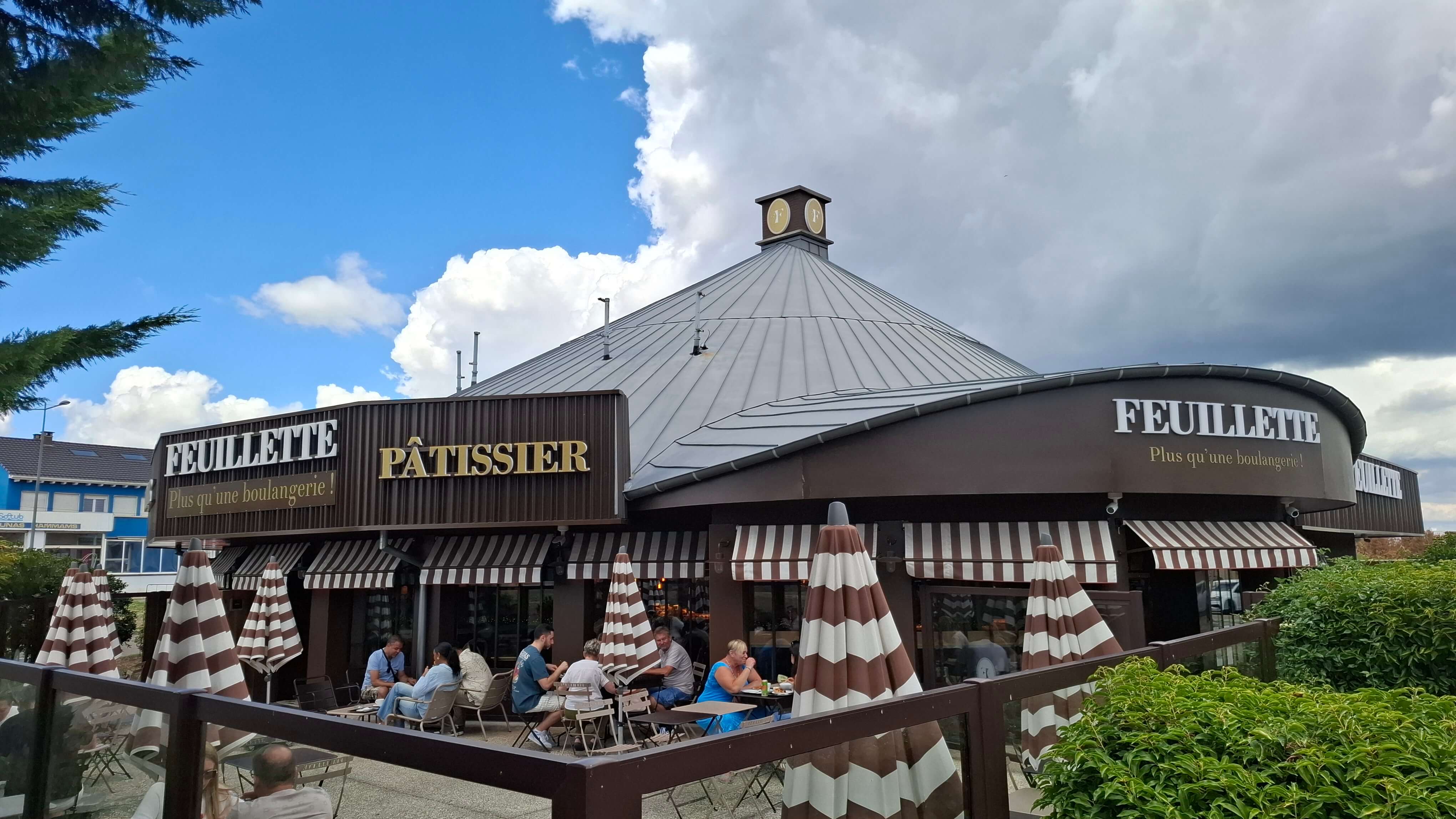 Feuillette Pâtisserie exterior