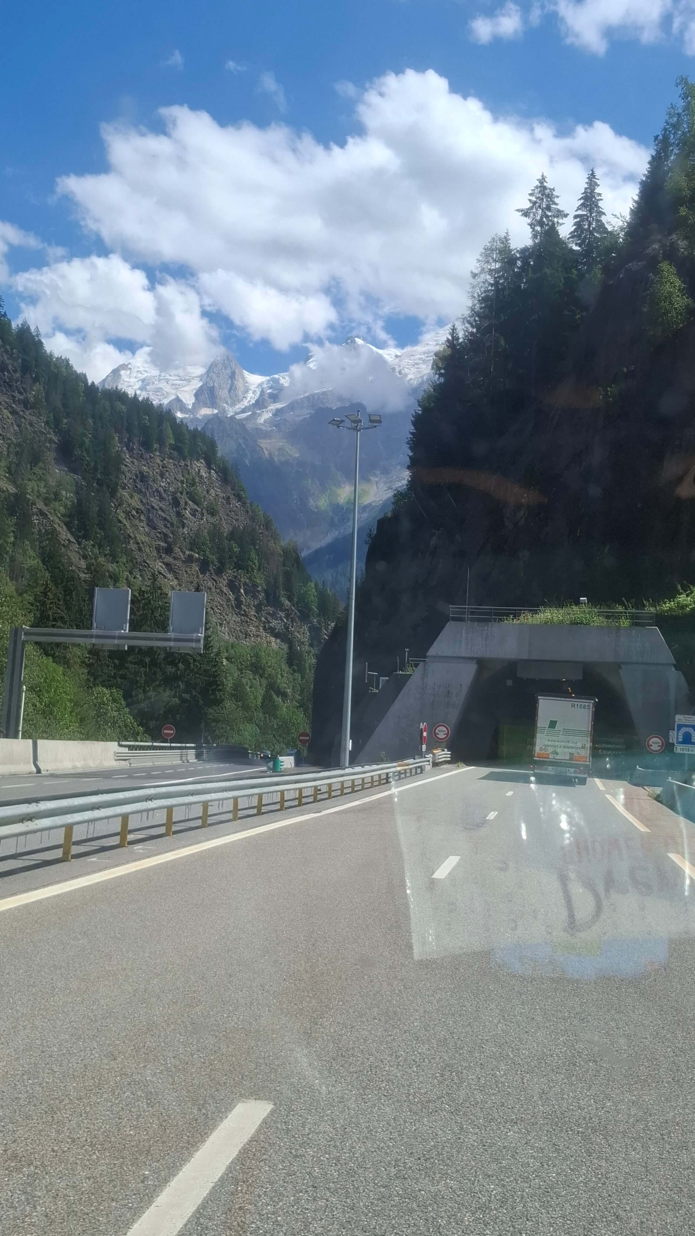 Valley roads